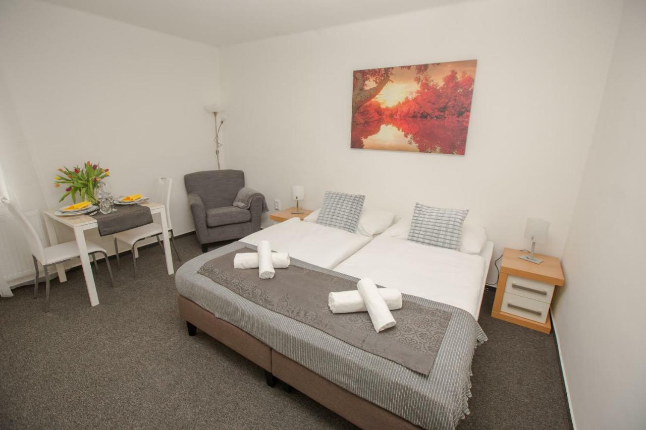 Hotel Blue Apartment ブラチスラヴァ エクステリア 写真