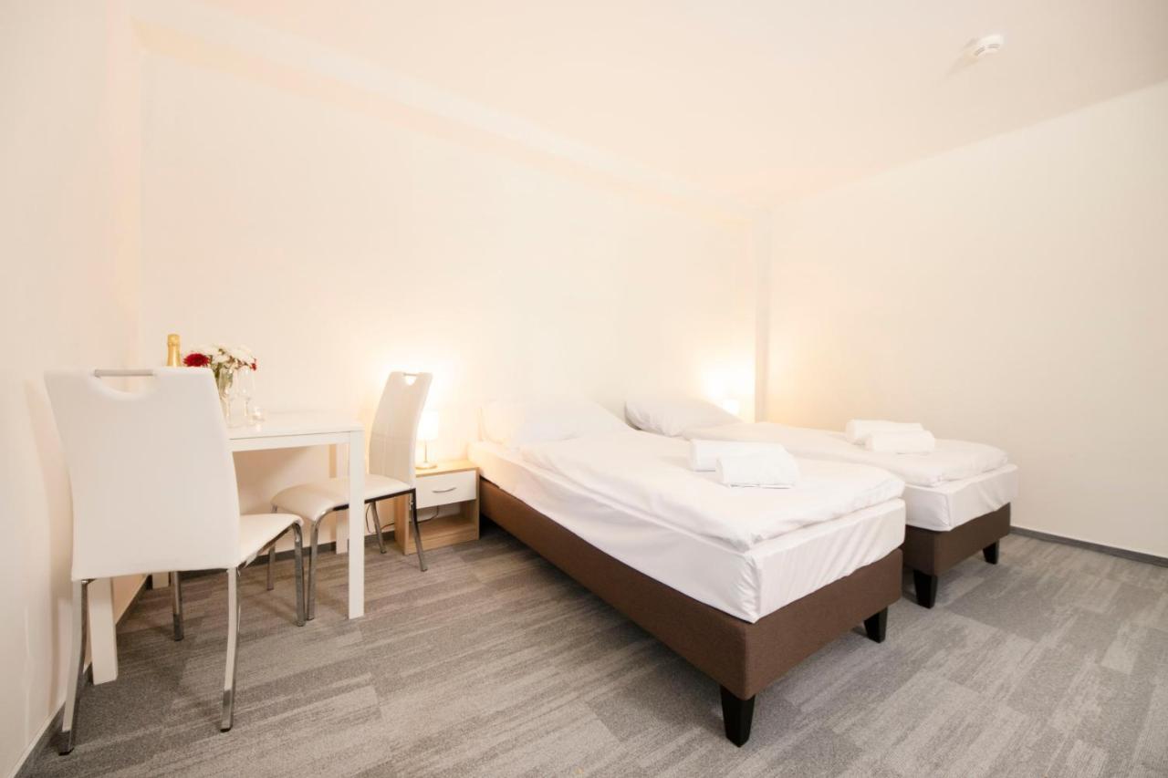 Hotel Blue Apartment ブラチスラヴァ エクステリア 写真